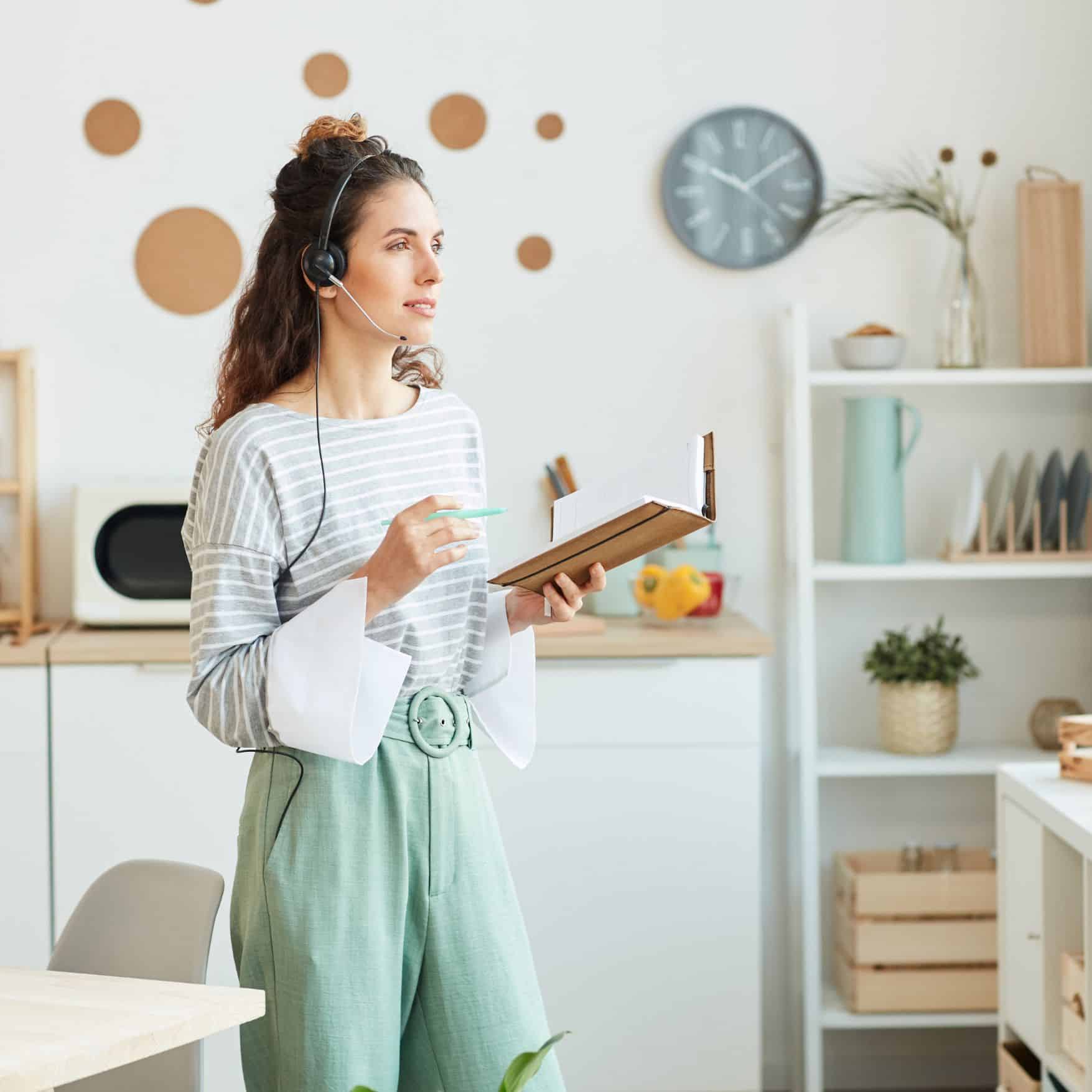 what does a household manager do